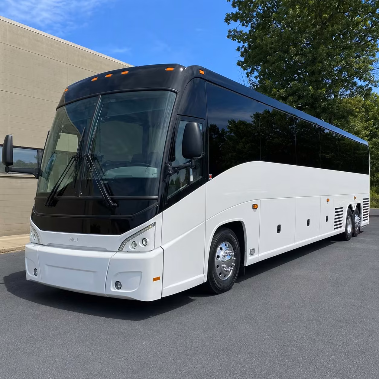 book long distance transportation in newport news or any city nearby