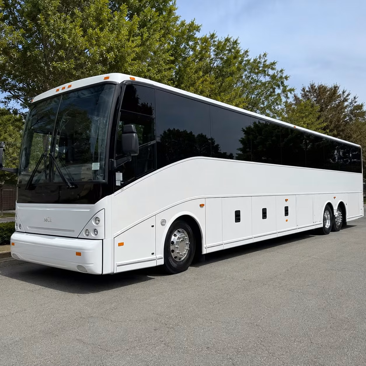 corporate travel groups rely on newport news airport shuttles
