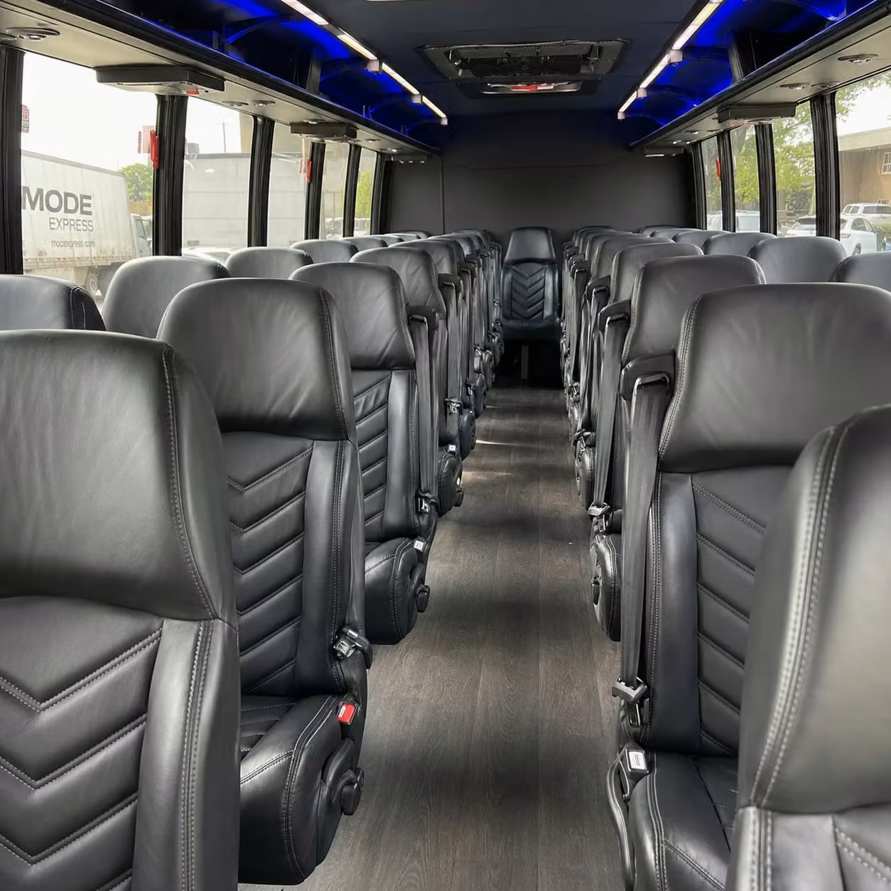 newport news 30 passenger minibus rental