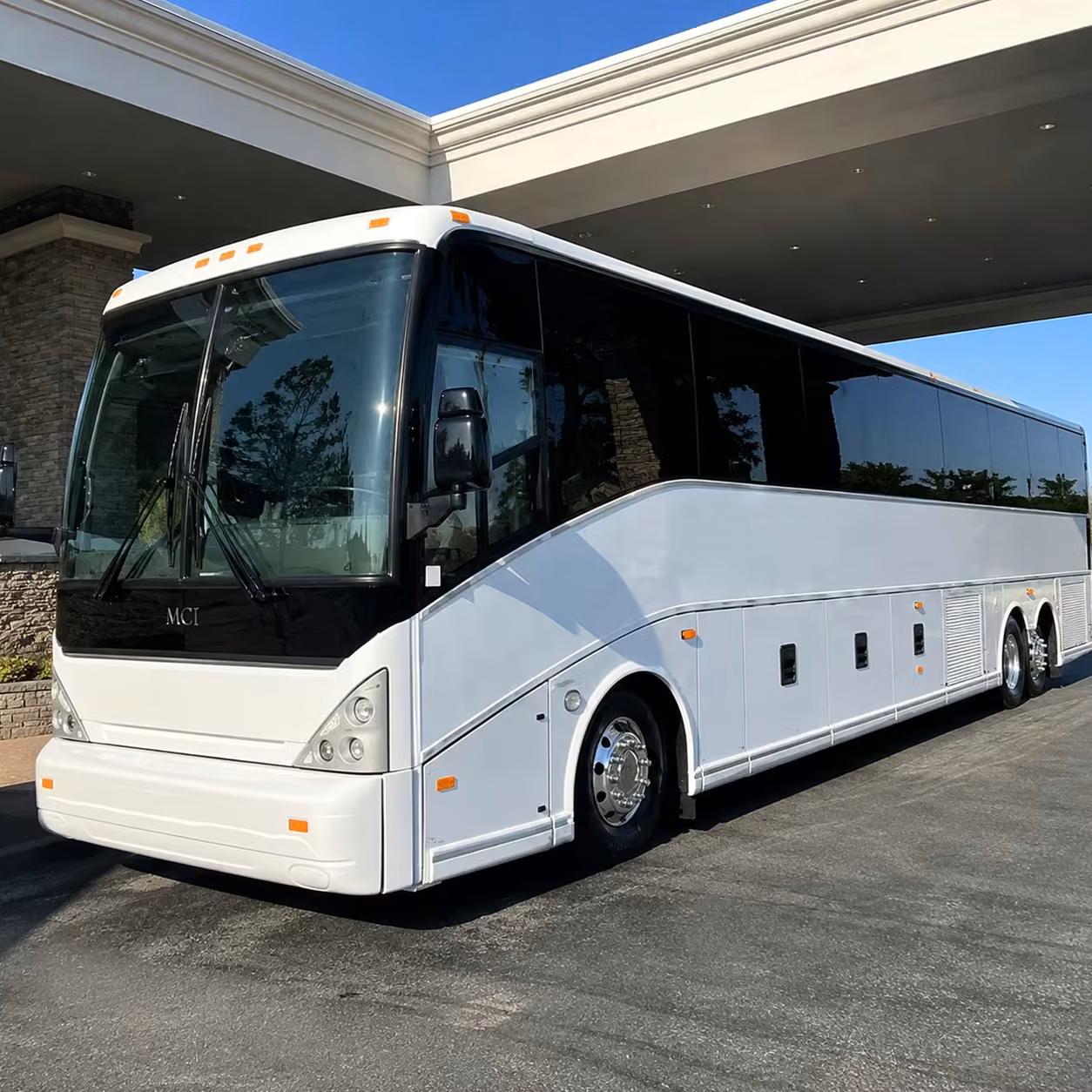 seamless group transfers to newport news williamsburg international airport
